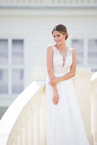 Brautkleid MissGermany 2019 Ivory Elouise MGB35 1 Bei Avorio Vestito Brautmode In Berlin
