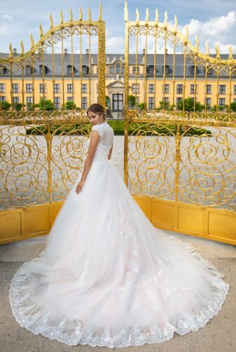 Brautkleid MissGermany 2019 Ivory Marlis MGB14 2 Bei Avorio Vestito Brautmode In Berlin
