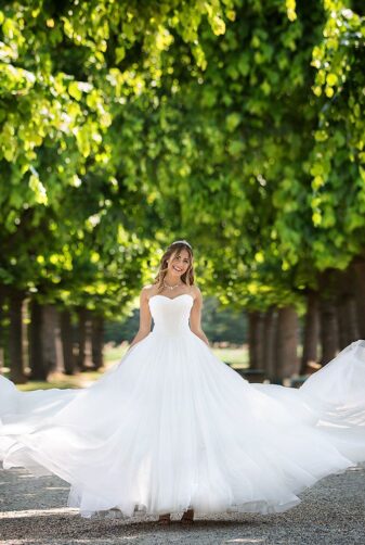 Brautkleid MissGermany 2019 Ivory Olga MGB01 3 Bei Avorio Vestito Brautmode In Berlin