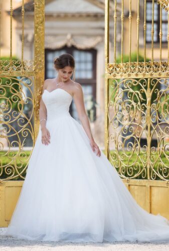 Brautkleid MissGermany 2019 Ivory Vivian MGB21 1 Bei Avorio Vestito Brautmode In Berlin