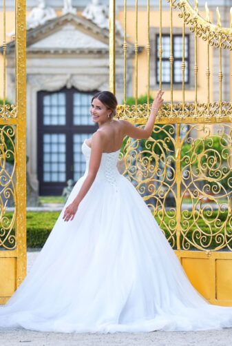Brautkleid MissGermany 2019 Ivory Vivian MGB21 5 Bei Avorio Vestito Brautmode In Berlin