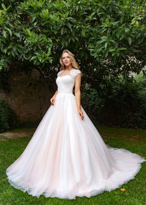 Brautkleid Tiana B1927 1 Amera Vera 2019 Avorio Vestito Eiche Berlin