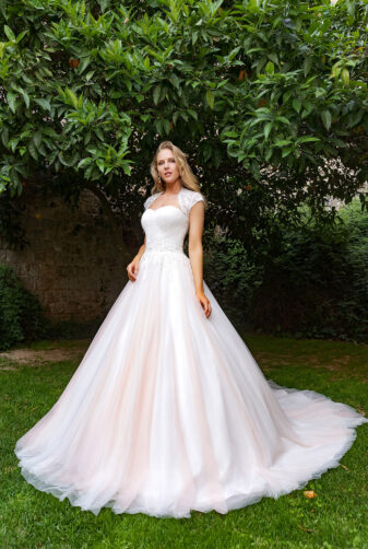 Brautkleid Tiana B1927 1 Amera Vera 2019 Avorio Vestito Eiche Berlin
