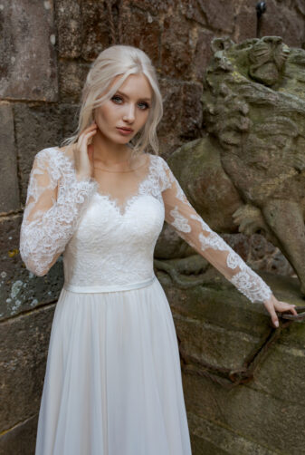 Brautkleid Ivory Aida B1963 2 Guenstiges Hochzeitskleid 2019 Bei Avorio Vestito Eiche Berlin