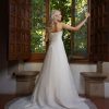 Brautkleid Ivory Laura B1984 3 Guenstiges Hochzeitskleid 2019 Bei Avorio Vestito Eiche Berlin