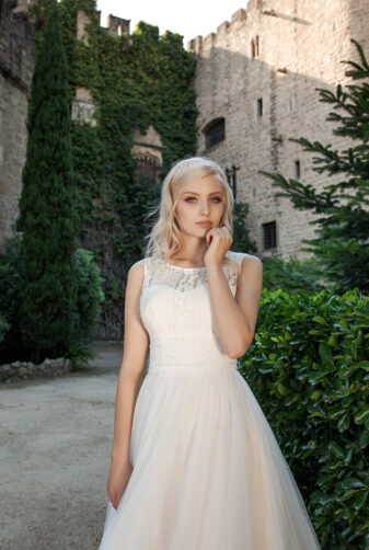 Brautkleid Ivory Lenia B1957 2 Guenstiges Hochzeitskleid 2019 Bei Avorio Vestito Eiche Berlin