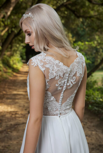 Brautkleid Ivory Mara B1975 2 Guenstiges Hochzeitskleid 2019 Bei Avorio Vestito Eiche Berlin