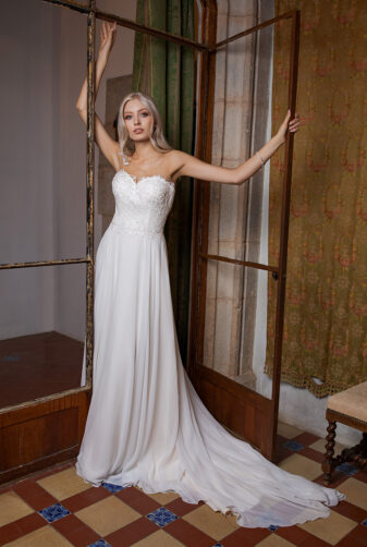 Brautkleid Ivory Octavia B1961 1 Guenstiges Hochzeitskleid 2019 Bei Avorio Vestito Eiche Berlin