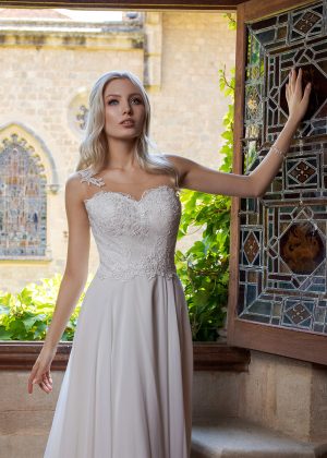 Brautkleid Ivory Octavia B1961 2 Guenstiges Hochzeitskleid 2019 Bei Avorio Vestito Eiche Berlin