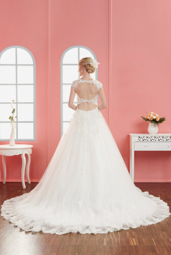 Fuchs 2019 Brautkleid D 03285 2 Avorio Vestito Eiche Brautmode Berlin