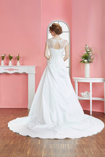 Fuchs 2019 Brautkleid D 03297 2 Avorio Vestito Eiche Brautmode Berlin