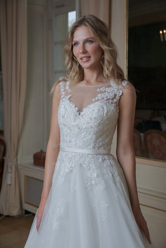Amera Vera Kollektion 2020 Ivory Brautkleid Aidana B2009 4 Bei Avorio Vestito BrideStore And More Brautmode In Berlin Eiche