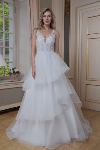 Amera Vera Kollektion 2020 Ivory Brautkleid Arianna B2006 3 Bei Avorio Vestito BrideStore And More Brautmode In Berlin Eiche