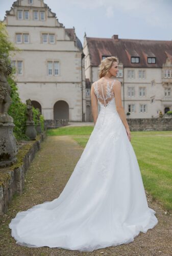 Amera Vera Kollektion 2020 Ivory Brautkleid Asttrid B2036 5 Bei Avorio Vestito BrideStore And More Brautmode In Berlin Eiche