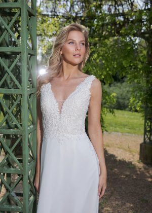 Amera Vera Kollektion 2020 Ivory Brautkleid Avena B2023 3 Bei Avorio Vestito BrideStore And More Brautmode In Berlin Eiche