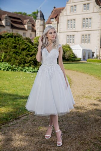 Kurze Brautkleider bei Avorio Vestito Berlin