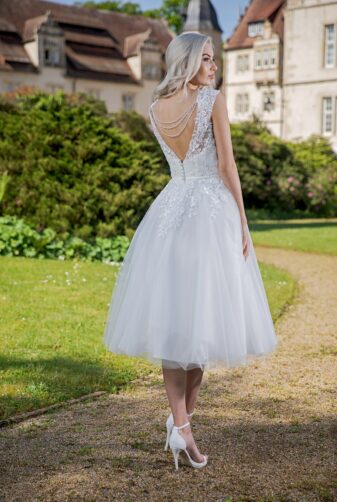 AnnAngelex Kollektion 2020 Ivory Brautkleid Badria B2060 3 Avorio Vestito BrideStore And More Brautmode In Berlin Eiche