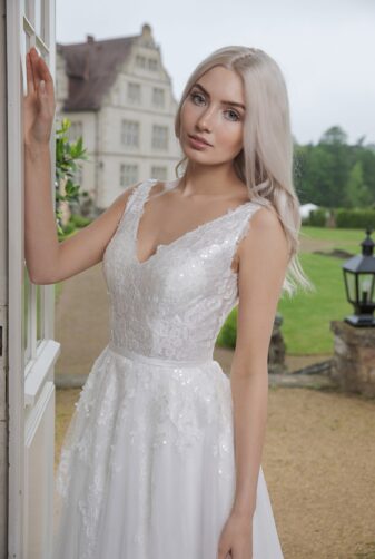 AnnAngelex Kollektion 2020 Ivory Brautkleid Bahira B2051 1 Avorio Vestito BrideStore And More Brautmode In Berlin Eiche