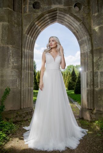 AnnAngelex Kollektion 2020 Ivory Brautkleid Barbary B2057 6 Avorio Vestito BrideStore And More Brautmode In Berlin Eiche