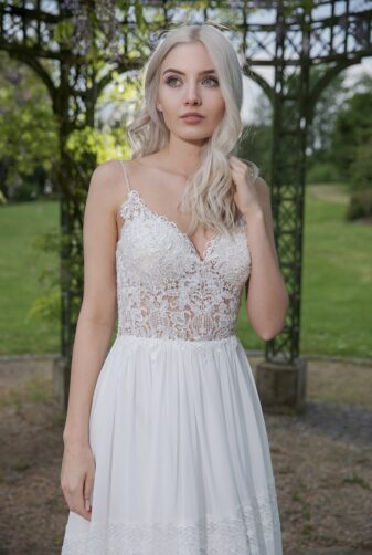 AnnAngelex Kollektion 2020 Ivory Brautkleid Berendina B2054 3 Avorio Vestito BrideStore And More Brautmode In Berlin Eiche