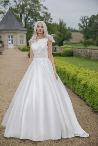 AnnAngelex Kollektion 2020 Ivory Brautkleid Blandina B2064 2 Avorio Vestito BrideStore And More Brautmode In Berlin Eiche