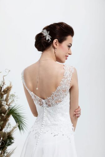 Brautmode In Berlin Eglantine 2020 Ivory Brautkleid EG C20 SACHA 5301 Bei Avorio Vestito BrideStore And More Hochzeitsmode In Berlin Eiche
