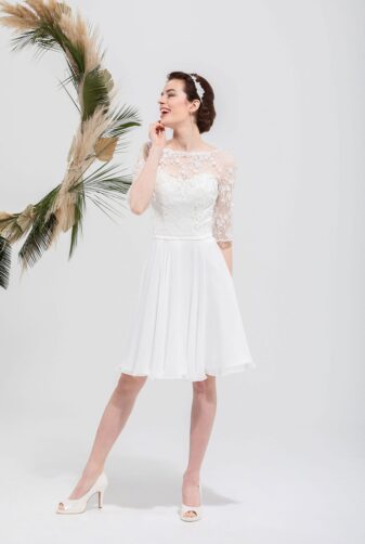 Brautmode In Berlin Eglantine 2020 Ivory Brautkleid EG C20 SAKE 5472 Bei Avorio Vestito BrideStore And More Hochzeitsmode In Berlin Eiche