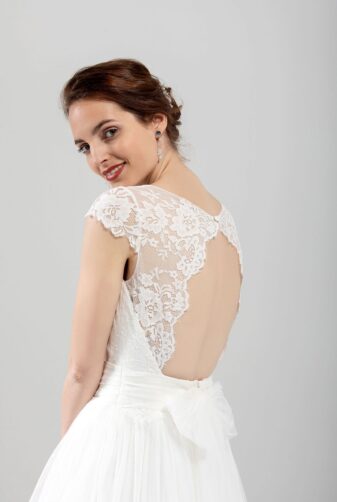 Brautmode In Berlin Eglantine 2020 Ivory Brautkleid EG C20 SAMUELLA 6468 Bei Avorio Vestito BrideStore And More Hochzeitsmode In Berlin Eiche