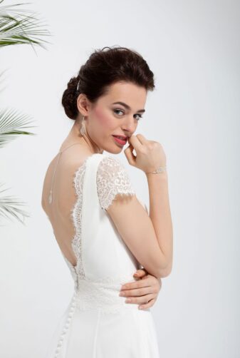 Brautmode In Berlin Eglantine 2020 Ivory Brautkleid EG C20 SORIANE 5151 Bei Avorio Vestito BrideStore And More Hochzeitsmode In Berlin Eiche