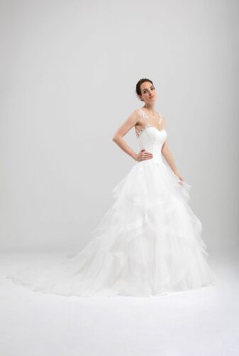 Brautmode In Berlin Eglantine 2020 Ivory Brautkleid EG C20 SYDNEY 7665 Bei Avorio Vestito BrideStore And More Hochzeitsmode In Berlin Eiche