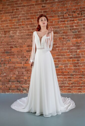 Hochzeitsmode In Berlin Fuchs 2020 Ivory Brautkleid D 03322 1 Bei Avorio Vestito BrideStore And More Hochzeitsmode In Berlin Eiche