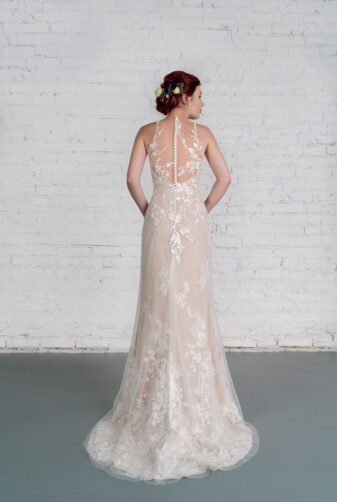 Hochzeitsmode In Berlin Fuchs 2020 Ivory Brautkleid D 03327 2 Bei Avorio Vestito BrideStore And More Hochzeitsmode In Berlin Eiche