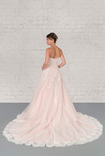 Hochzeitsmode In Berlin Fuchs 2020 Ivory Brautkleid D 03332 2 Bei Avorio Vestito BrideStore And More Hochzeitsmode In Berlin Eiche