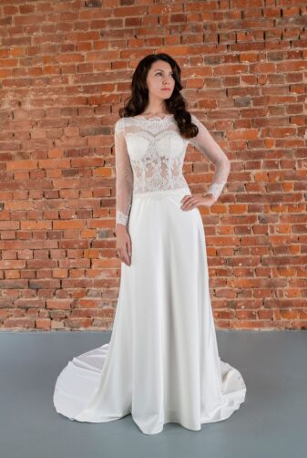 Hochzeitsmode in Berlin Fuchs 2020 ivory Brautkleid D 03339 1 bei Avorio Vestito BrideStore and more Hochzeitsmode in Berlin Eiche