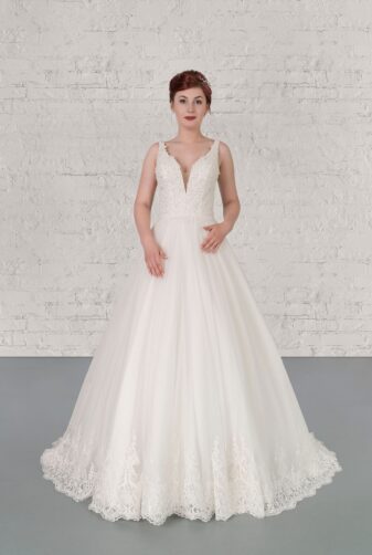 Hochzeitsmode in Berlin Fuchs 2020 ivory Brautkleid R 01189 1 bei Avorio Vestito BrideStore and more Hochzeitsmode in Berlin Eiche