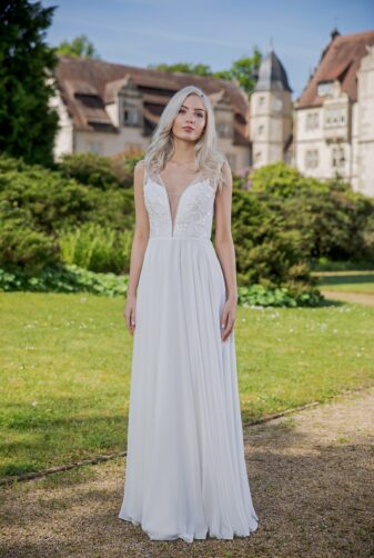 Langes Standesamtkleid ivory Kollektion 2020 A7201 bei Avorio Vestito Brautmode in Berlin