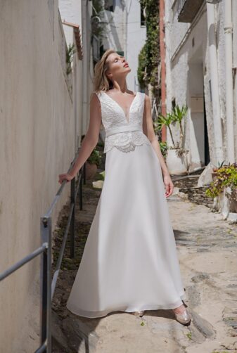 Langes Standesamtkleid ivory Kollektion 2020 A7209 5 bei Avorio Vestito Brautmode in Berlin