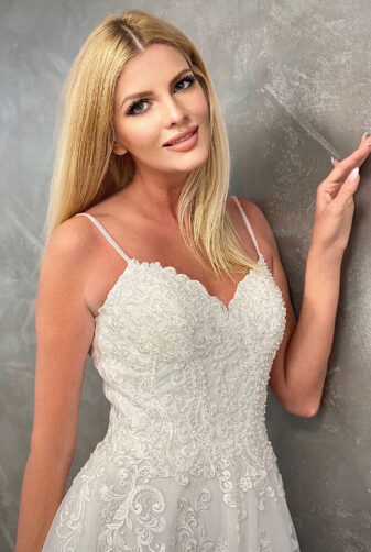 Amera Vera 2021 Brautkleid B2104 4 bei Avorio Vestito BrideStore and more Brautmode in Berlin
