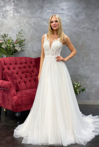 Amera Vera 2021 Brautkleid B2105 4 bei Avorio Vestito BrideStore and more Brautmode in Berlin