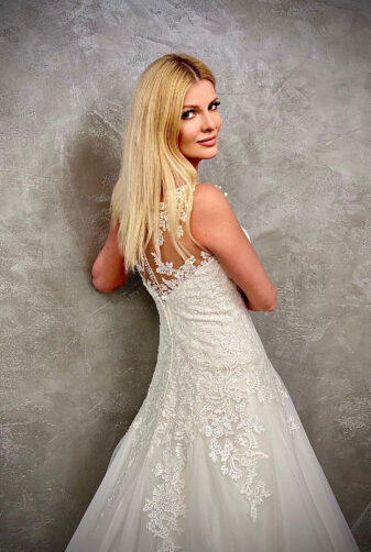 Amera Vera 2021 Brautkleid B2109 bei Avorio Vestito BrideStore and more Brautmode in Berlin