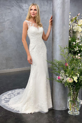 Amera Vera 2021 Brautkleid B2115 5 bei Avorio Vestito BrideStore and more Brautmode in Berlin