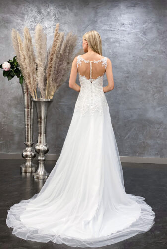 Amera Vera 2021 Brautkleid B2124 3 bei Avorio Vestito BrideStore and more Brautmode in Berlin