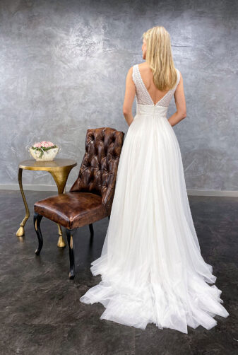 AnnAngelex 2021 Brautkleid B2157 4 Avorio Vestito BrideStore and more Brautmode in Berlin