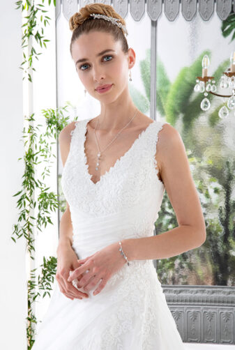 EGLANTINE CREATIONS 2021 Brautkleid EGC21 VALERIE 4517 Brautmode in Berlin Avorio Vestito BrideStore and more