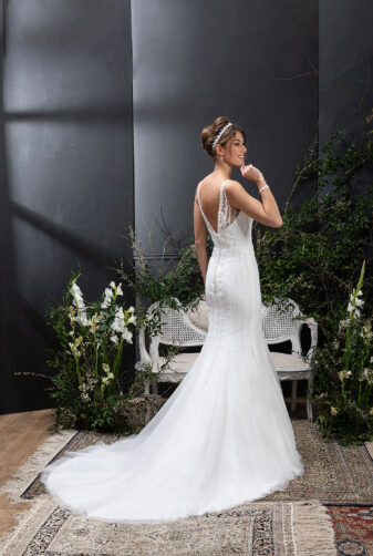 EGLANTINE CREATIONS 2021 Brautkleid EGC21 VARIATION 1380 Brautmode in Berlin Avorio Vestito BrideStore and more