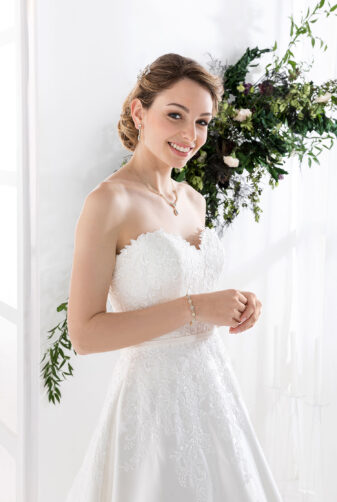 EGLANTINE CREATIONS 2021 Brautkleid EGC21 VERLAINE 2400 Brautmode in Berlin Avorio Vestito BrideStore and more