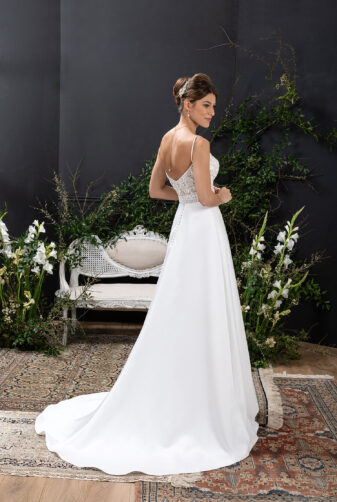 EGLANTINE CREATIONS 2021 Brautkleid EGC21 VERNIE 1689 Brautmode in Berlin Avorio Vestito BrideStore and more