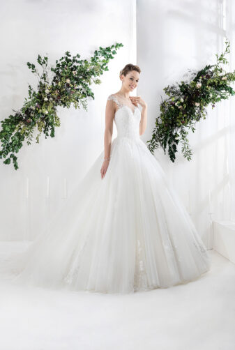 EGLANTINE CREATIONS 2021 Brautkleid EGC21 VERSAILLE 0828 Brautmode in Berlin Avorio Vestito BrideStore and more