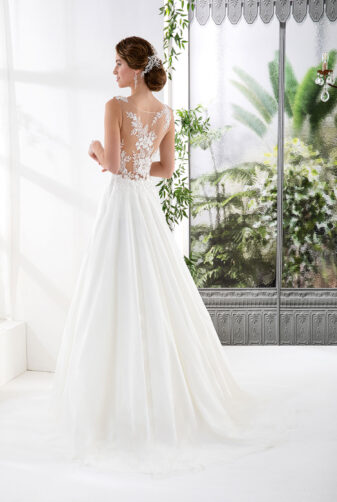 EGLANTINE CREATIONS 2021 Brautkleid EGC21 VIC 4097 Brautmode in Berlin Avorio Vestito BrideStore and more