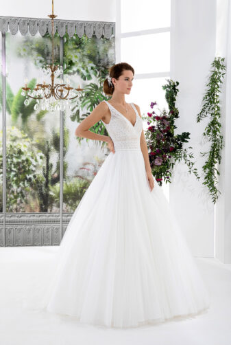 EGLANTINE CREATIONS 2021 Brautkleid EGC21 VINTAGE 4132 Brautmode in Berlin Avorio Vestito BrideStore and more